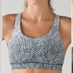 Lululemon | 🦄 NWT Dazzle Energy Bra *Nulux | White Alpine Ombre Feather | L